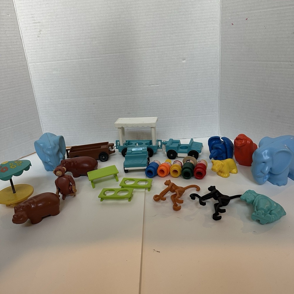Fisher Price 1984 Little People‎ Play Family Zoo #916 Vintage